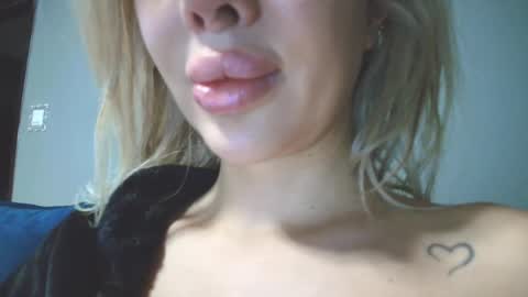 SexyQueenNina online show from February 22, 2026, 6:39 pm