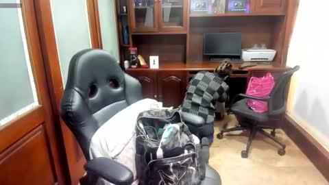 Snapshot of sexyrachel_ chatting on November 5, 2025, 12:16 pm R A C H E L online show from November 5, 2025, 12:16 pm