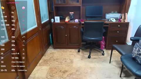 R A C H E L online show from December 17, 2025, 12:11 pm