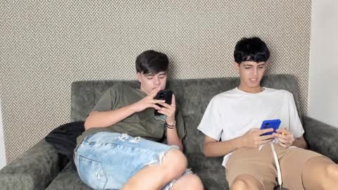 MATIAS-18   THIAHO -18  MAX-19  NICOKALY-19  CAIN-19   MOD ESTEBAN online show from January 29, 2025, 6:50 pm