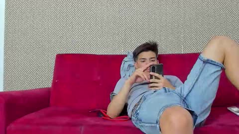 MATIAS-18   THIAHO -18  MAX-19  NICOKALY-19  CAIN-19   MOD ESTEBAN online show from February 21, 2026, 7:37 pm