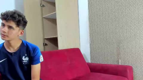 MATIAS-18   THIAHO -18  MAX-19  NICOKALY-19  CAIN-19   MOD ESTEBAN online show from May 15, 2026, 7:32 pm