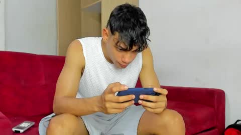 MATIAS-18   THIAHO -18  MAX-19  NICOKALY-19  CAIN-19   MOD ESTEBAN online show from May 28, 2026, 7:22 pm