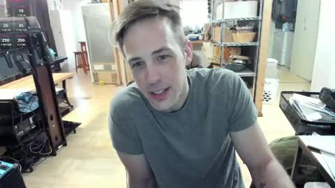 Snapshot of sexyscott26 chatting on April 10, 2026, 11:20 pm Scott online show from April 10, 2026, 11:20 pm