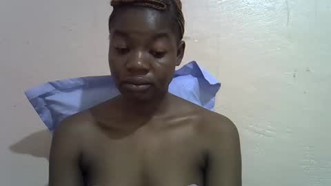 sexyshaz22 online show from April 6, 2026, 3:15 am