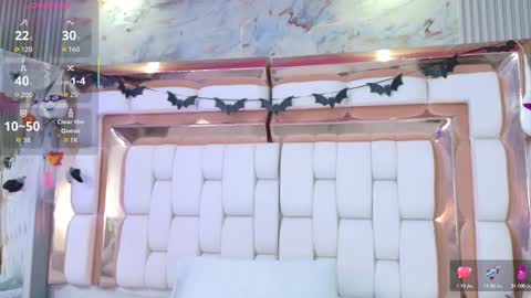 Kendall online show from October 18, 2025, 12:17 pm