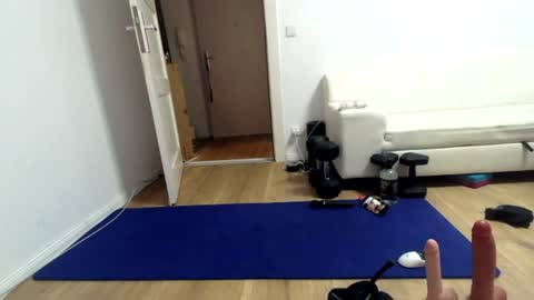urPersonalToyboy420 online show from June 12, 2026, 6:07 pm