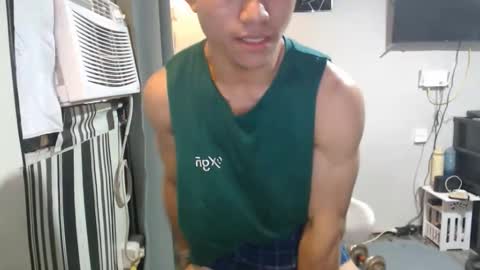 sexystrongcum online show from February 22, 2026, 1:29 am