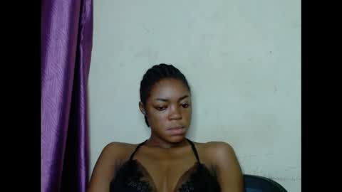 Snapshot of sexyxmilfx chatting on September 13, 2025, 7:41 am sexyxmilfx online show from September 13, 2025, 7:41 am