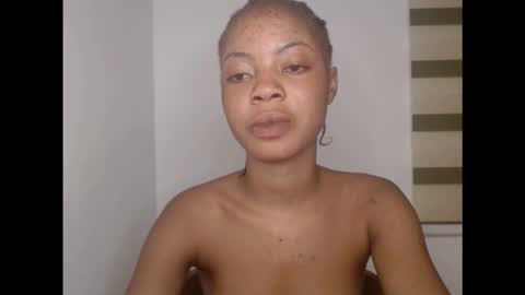 Snapshot of sexyxpeach chatting on October 27, 2025, 2:59 am sexyxpeach online show from October 27, 2025, 2:59 am