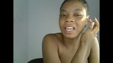sexyxpeach online show from July 13, 2026, 9:39 pm