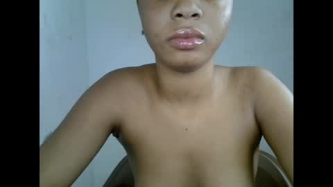 sexyxpeach online show from July 17, 2026, 10:03 pm
