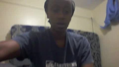 Snapshot of sexyy_tiny chatting on February 23, 2026, 3:37 am Mel online show from February 23, 2026, 3:37 am