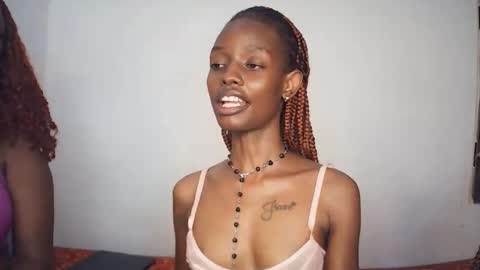 sexyzuriel online show from February 24, 2026, 10:08 pm