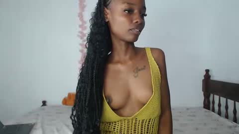 sexyzuriel online show from May 23, 2026, 12:53 pm