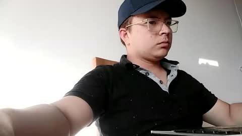 sfebz online show from October 26, 2025, 9:31 pm