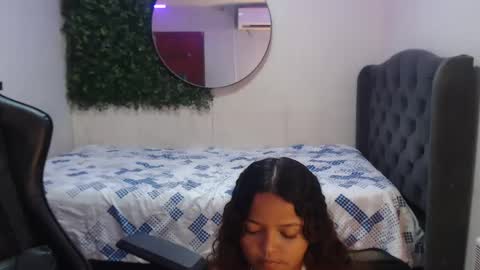 Snapshot of shabrina_xxx chatting on March 4, 2025, 3:48 pm shabrina_xxx online show from March 4, 2025, 3:48 pm
