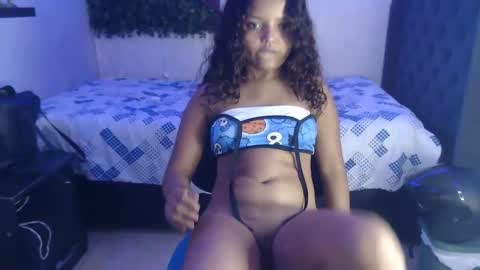 Snapshot of shabrina_xxx chatting on March 9, 2025, 8:10 pm shabrina_xxx online show from March 9, 2025, 8:10 pm