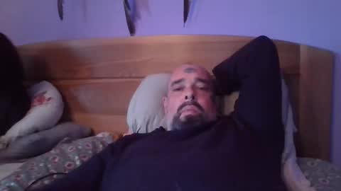 shadinray online show from November 17, 2025, 1:17 pm