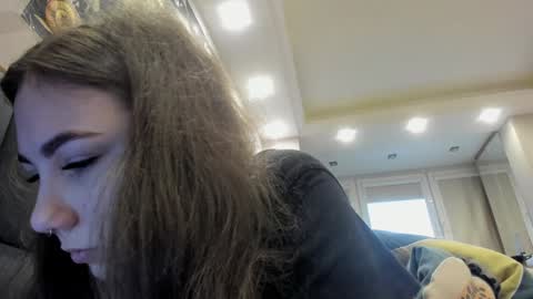 Snapshot of shadow_raffi chatting on December 22, 2024, 11:22 am shadow_raffi online show from December 22, 2024, 11:22 am