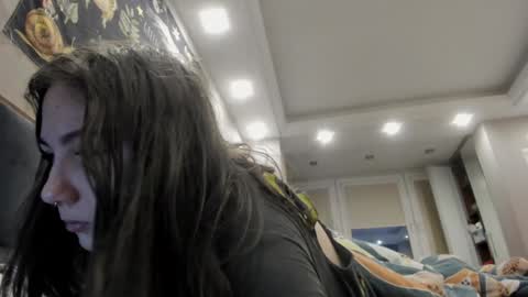 Snapshot of shadow_raffi chatting on December 28, 2024, 1:38 pm shadow_raffi online show from December 28, 2024, 1:38 pm