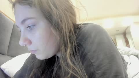 Snapshot of shadow_raffi chatting on February 8, 2025, 2:27 pm shadow_raffi online show from February 8, 2025, 2:27 pm