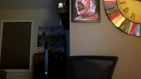 Shady online show from November 5, 2025, 3:06 am