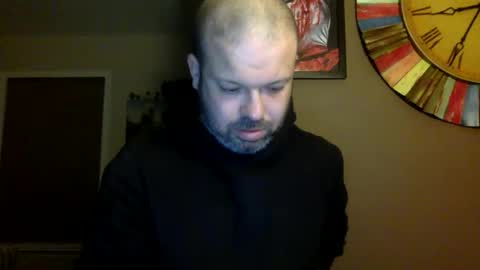 Shady online show from April 28, 2026, 2:21 am