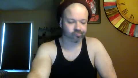 Shady online show from May 1, 2026, 6:12 pm