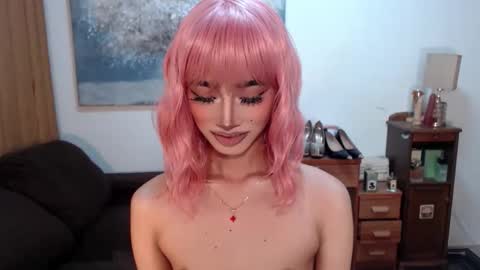 Snapshot of shaina_cummer chatting on February 4, 2026, 7:31 pm shaina online show from February 4, 2026, 7:31 pm