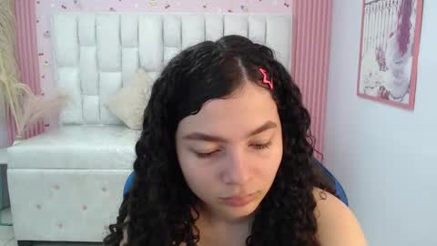 Shalon  online show from November 15, 2025, 1:40 pm