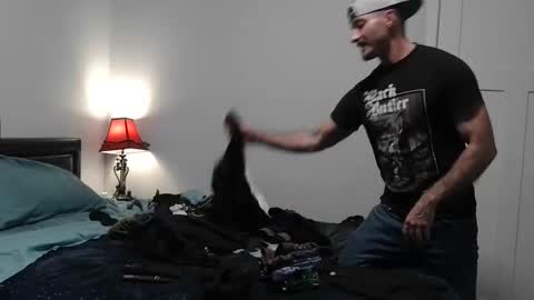 shameus69 online show from December 22, 2025, 4:53 am