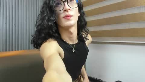 Snapshot of shammy_rosse chatting on May 20, 2026, 2:07 am shammy_rosse online show from May 20, 2026, 2:07 am