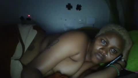 shana22222 online show from April 29, 2026, 10:41 am