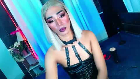 Snapshot of shane_hugexx chatting on December 4, 2024, 2:09 am MISS SHANE online show from December 4, 2024, 2:09 am