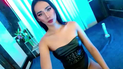 Snapshot of shane_hugexx chatting on February 10, 2025, 6:13 pm MISS SHANE online show from February 10, 2025, 6:13 pm