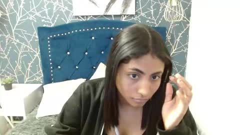 shanelle online show from October 11, 2025, 3:21 pm