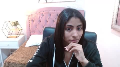 shanelle online show from October 18, 2025, 3:13 pm