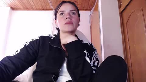 Snapshot of shanel_lozano chatting on February 4, 2026, 7:42 pm shanel_lozano online show from February 4, 2026, 7:42 pm