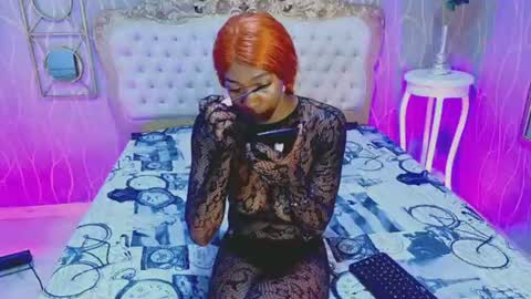 Snapshot of shanelle__ chatting on July 4, 2026, 9:21 pm S H A N E L L E online show from July 4, 2026, 9:21 pm