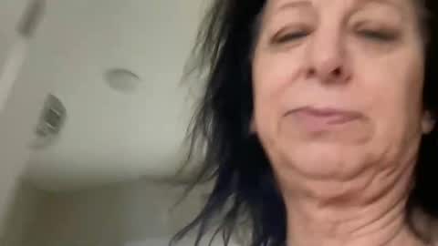 Snapshot of shannalicous chatting on November 2, 2025, 7:38 pm Shannon Spears online show from November 2, 2025, 7:38 pm