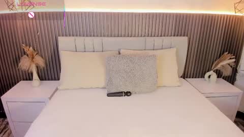 SHANON online show from October 3, 2025, 7:22 pm