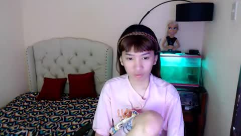 SHANTA FOX  s online show from February 6, 2026, 1:58 pm