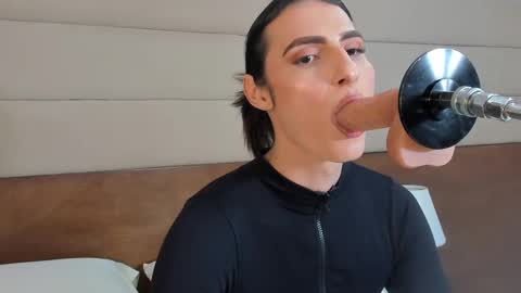  Shantall  online show from October 27, 2025, 7:34 am