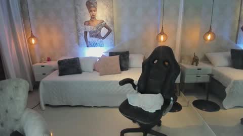 Snapshot of shantalll__ chatting on January 19, 2026, 11:14 am Shantal online show from January 19, 2026, 11:14 am