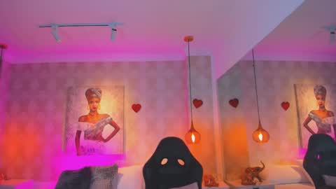 Snapshot of shantalll__ chatting on March 5, 2026, 10:55 am Shantal online show from March 5, 2026, 10:55 am