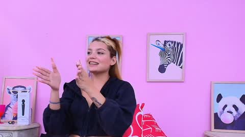  Shantall online show from December 9, 2024, 11:45 pm