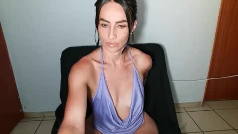 shantal online show from November 19, 2025, 11:27 pm