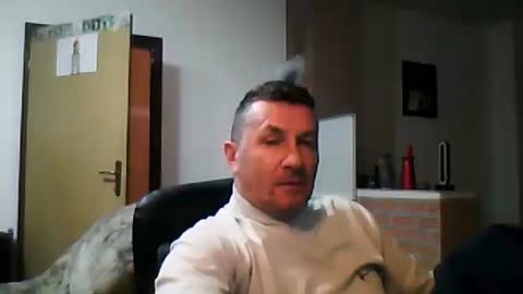 Snapshot of shaomy711 chatting on January 6, 2025, 7:45 pm excelo21 online show from January 6, 2025, 7:45 pm