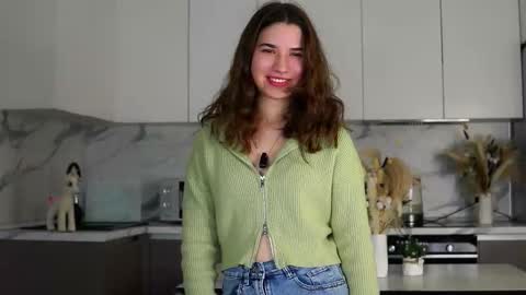 Snapshot of shapasser chatting on October 11, 2025, 1:27 am Ivy online show from October 11, 2025, 1:27 am